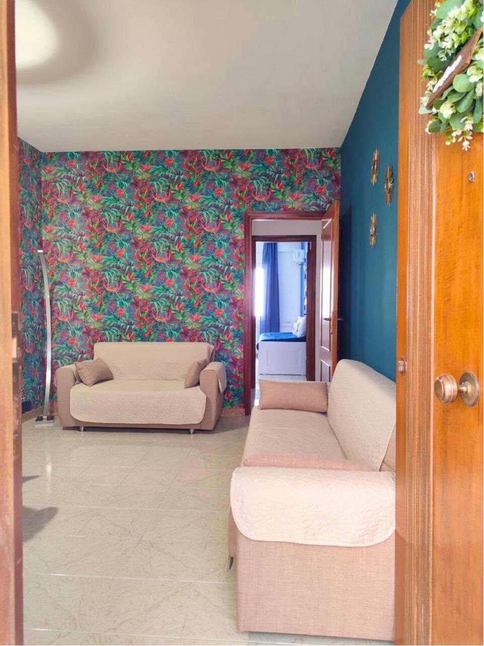 Ultreya - Free Street Parking Holiday home